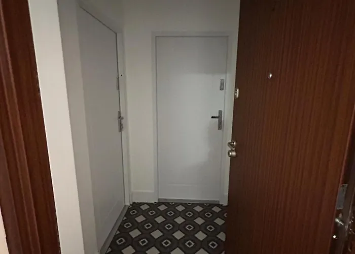 Center Deluxe Art * Warsaw